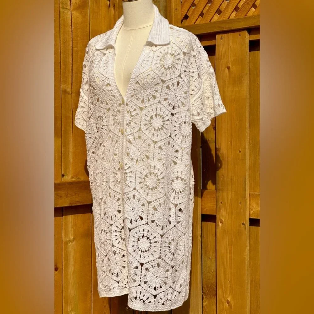 🆕 FARM Rio 🧿 NWOT White Semisheer Floral Button-Up Crochet Cover-Up Dress, L - Picture 9 of 15